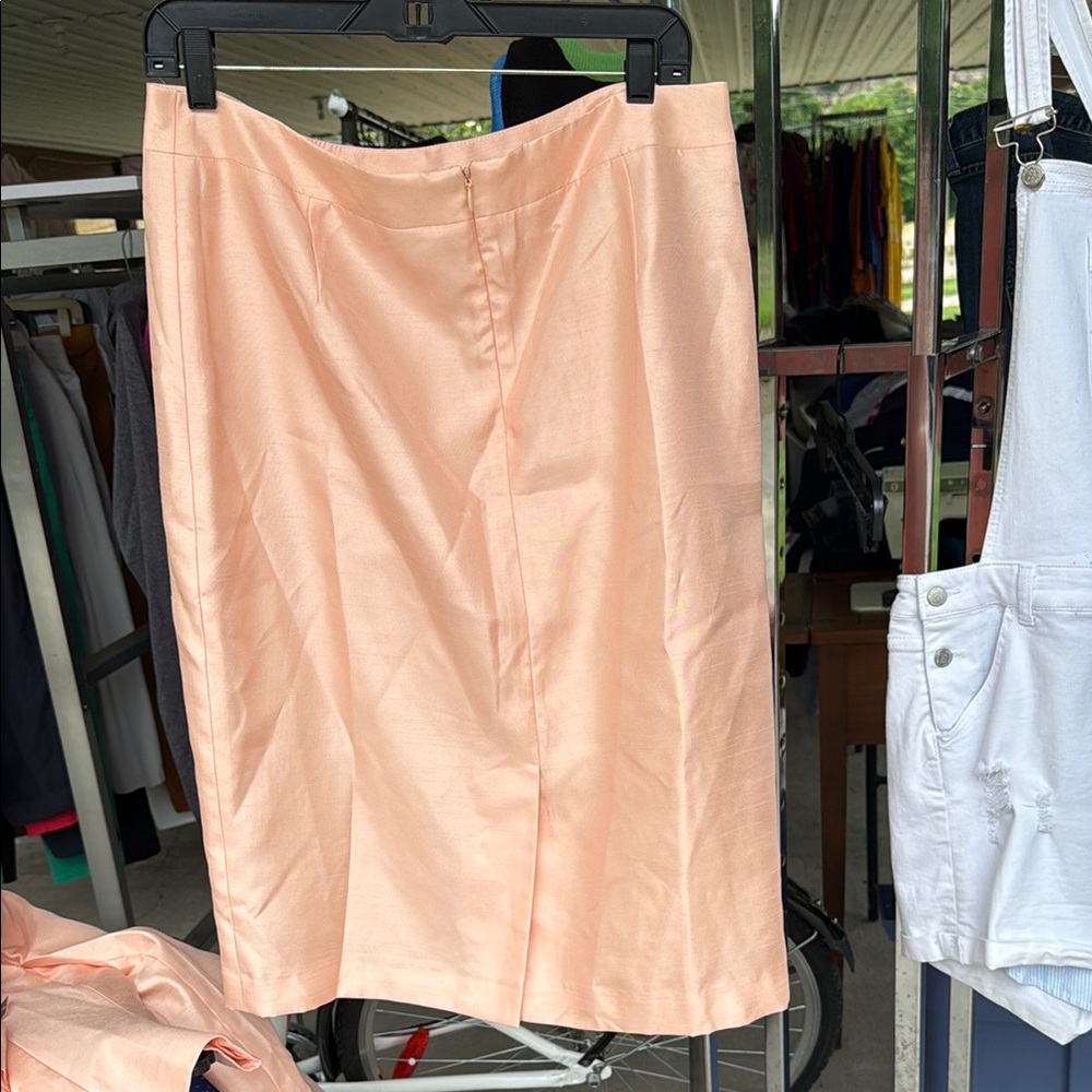 Emily Stylish Peach Skirt/Jacket, Size 12, NWT, MAKE AN OFFER!!! - Picture 6 of 7
